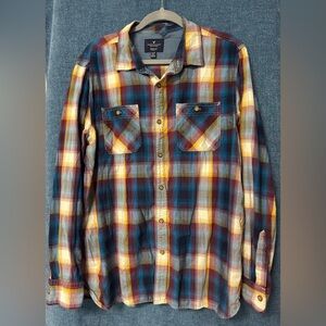 Men’s AE Plaid Button-Up Shirt
